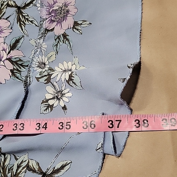 Charlotte Russe Size M Wedgewood Blue with Floral Pattern Wrap Skirt Gently Used - Picture 7 of 8